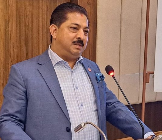 अर्थतन्त्रको उन्नयनका निम्ति काम गर्ने अध्यक्ष श्रेष्ठको प्रतिबद्धता