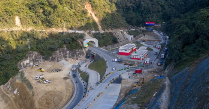 nagdhunga_surung_CogMosn9gn