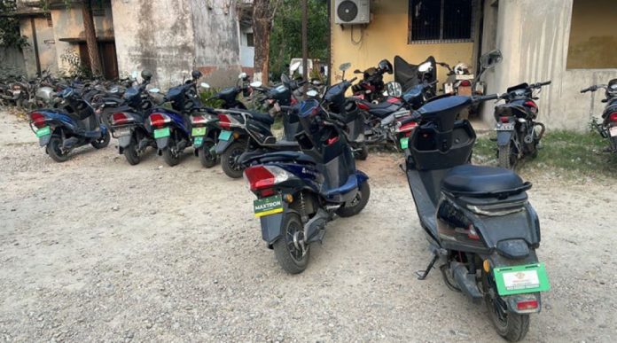 hp-electric-scooterjpgtw6d797lc