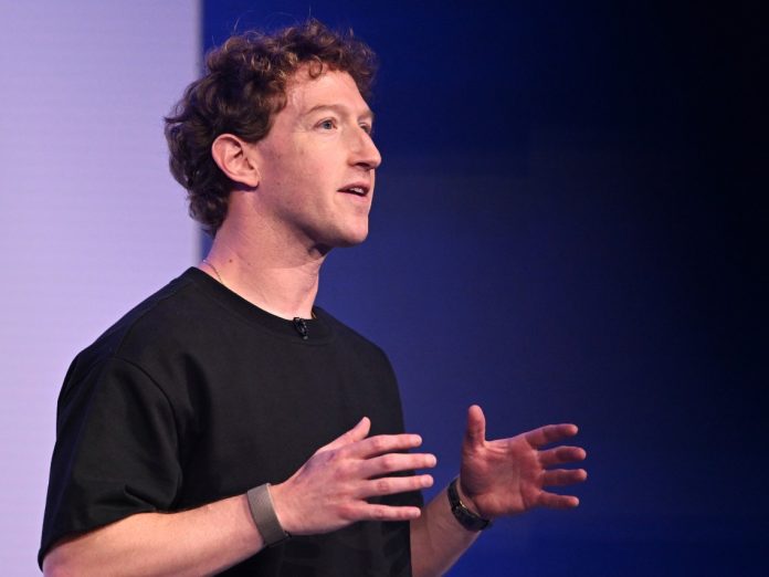 081126_zuckerberg_p
