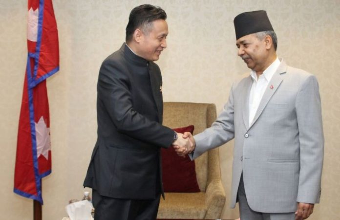 उपराष्ट्रपति-र-चिनियाँ-राजदूतबीच-भेट