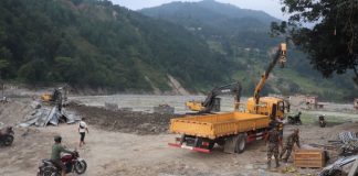 वेत्रावतीमा बेलिब्रिज जडान सुरु, दसैँअघि सञ्चालनमा आउने