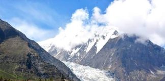 सम्पर्कविहीन जापानी पर्वतारोहीद्वयको शव फेला