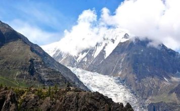 सम्पर्कविहीन जापानी पर्वतारोहीद्वयको शव फेला